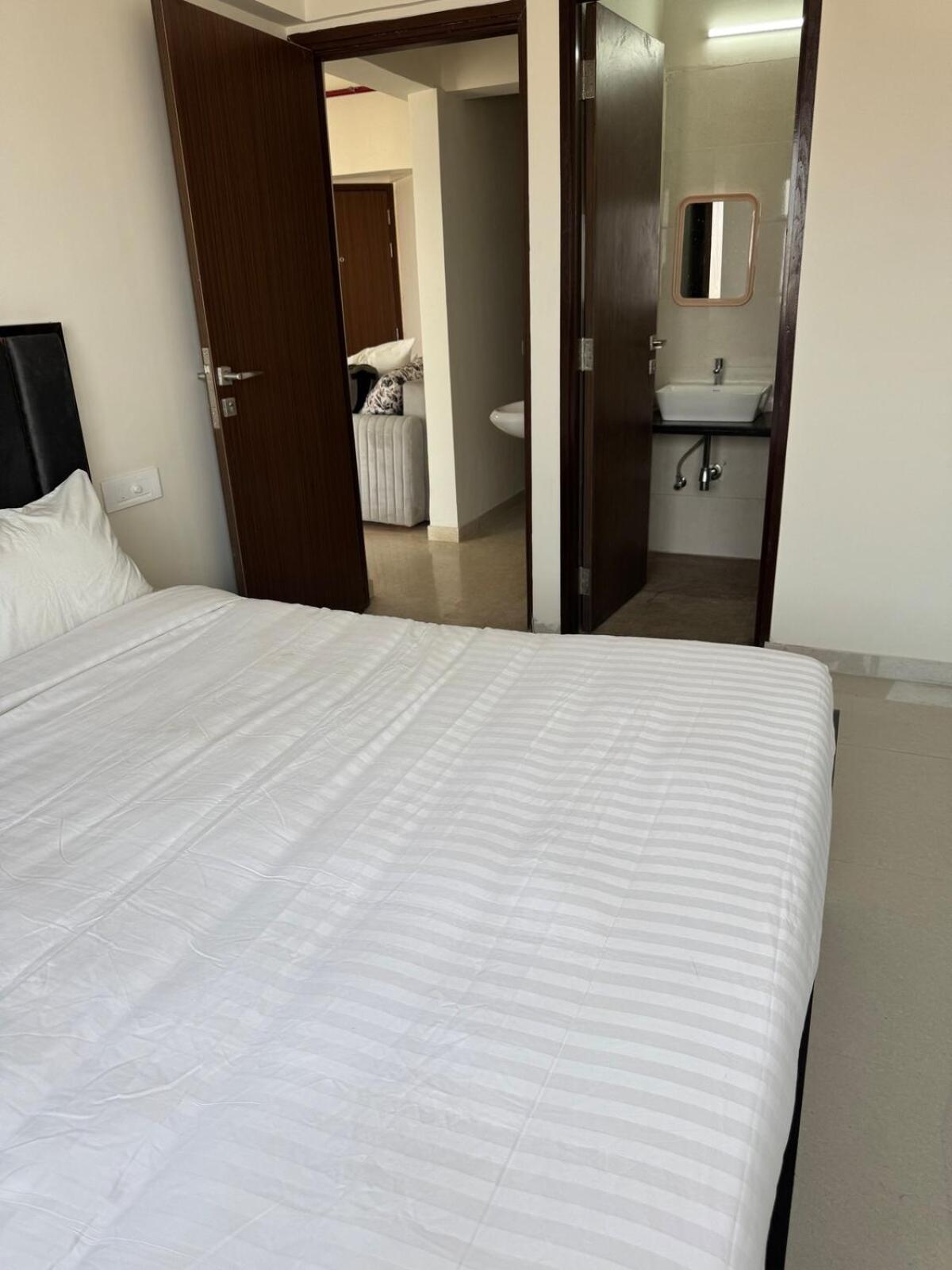 Pixiestays 2bhk Malad West Apartament