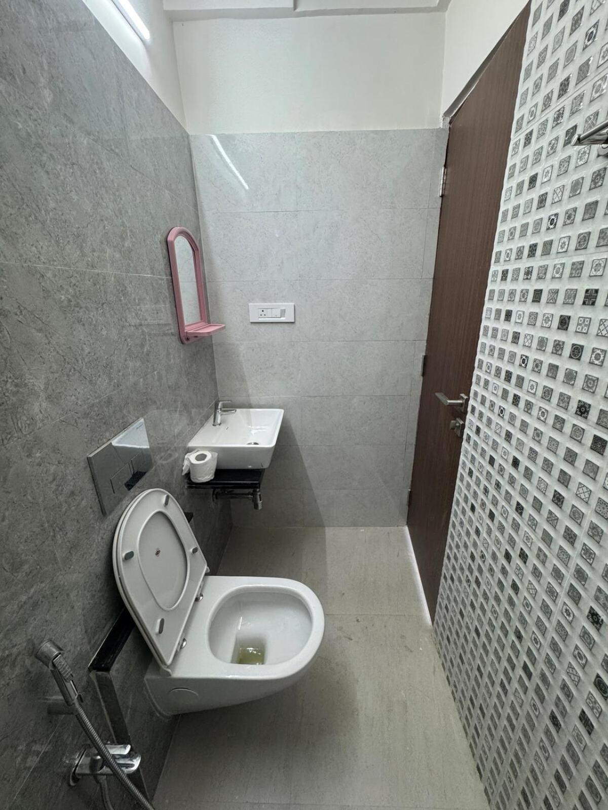 Apartament Pixiestays 2bhk Malad West *
